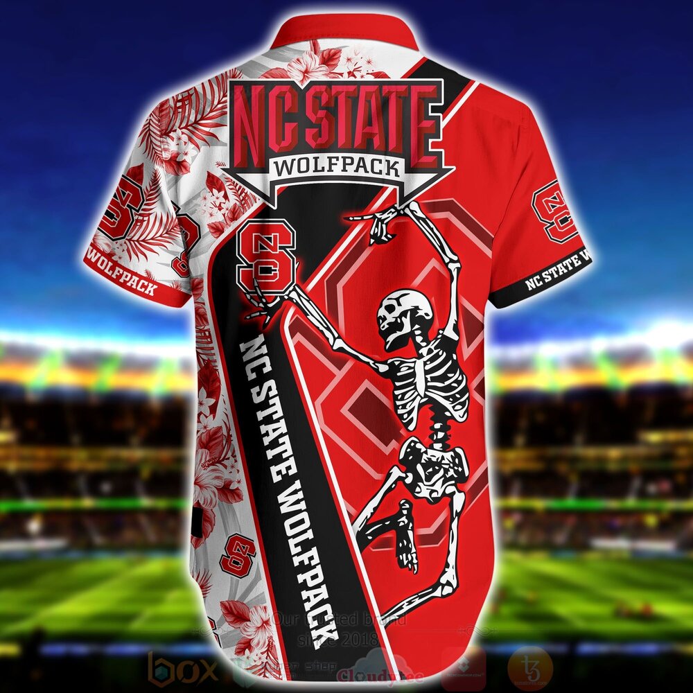 NCAA NC State Wolfpack Skull Hawaiian Shirt NCAA NC State Wolfpack Skull Hawaiian Shirt